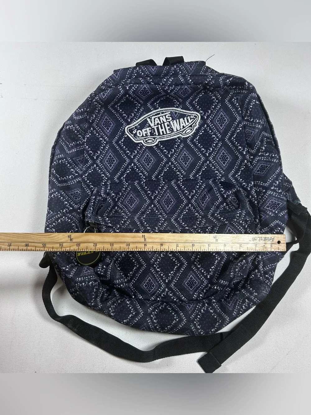 Vans Off The Wall Realm Geometric Diamond Knit Medium Sized Backpack
